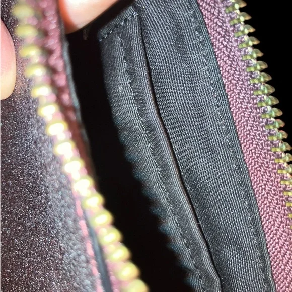 Coach Metallic Purple Wristlet with Chain Strap. NWOT - Picture 8 of 8
